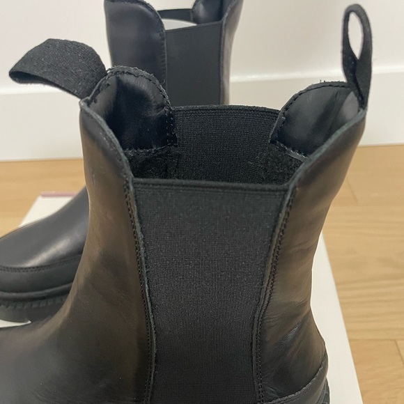 Calia by Carrie Underwood Black Chelsea “Peyton” Boot size 7 - Picture 9 of 11